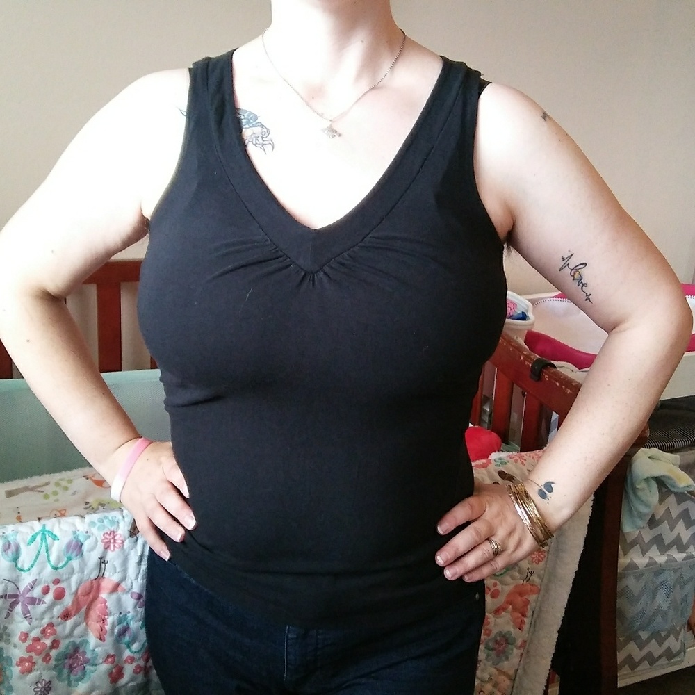 Express v-neck sleeveless top